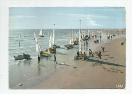 Cp ,  Sport , VOILE , Arrivée Des Régates , école De Voile , Saint Jean De Monts , Vendée , Voyagée , Ed : Théojac - Vela