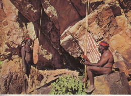 AUSTRALIE - Arborigènes - Jessie Gap Rock And Arborigènes Northernen Territory - Aborigines