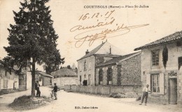 COURTISOLS - LA PLACE ST JULIEN - BELLE CARTE ANIMEE - A DROITE - RESTAURANT -  TOP !!! - Courtisols