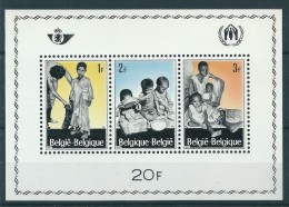 (B237-8) Belgique Belgium 1967 Refugees MiniSheet Mi Bl. 37 MNH - Ongebruikt