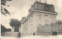 LOUVECIENNES - Château Dubarry - Les Pavillons - Louveciennes