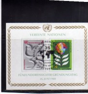 UNITED NATIONS AUSTRIA VIENNA WIEN ONU UN UNO 1980 GLOBE AND LAUREL 35TH ANNIVERSARY GLOBO BLOCK SHEET BLOCCO USATO USED - Blocs-feuillets