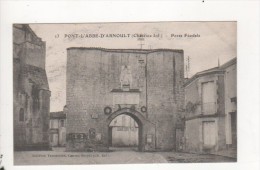 Pont L Abbe D Arnoult Porte Feodale - Pont-l'Abbé-d'Arnoult