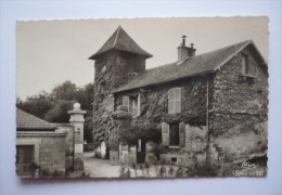 60  - Cpsm   GOUVIEUX - LE MOULIN A VENT - Gouvieux