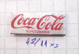 COCA COLA - Drinks, Pin Germany  SCHUTZMARKE ( TRADEMARK ) - Coca-Cola