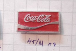 COCA COLA - Drinks, Pin From Former Yugoslavia - Coca-Cola