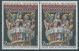 [07] Variété : N° 1741 Saint-Austremoine Base Du Chapiteau Brun-jaune Au Lieu De Brun-rouge + Normal  ** - Neufs