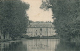 PLAISIR - Le Château Côté Du Grand Canal - Plaisir