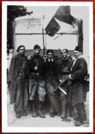 Document Sur WW2 - CPM Collection PELUX La Résistance - Serge Et Ses Maquisards - Guerra 1939-45