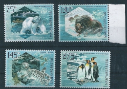 1152 Hungary Polar Protetion Of Polar And Glacer Areas Spec Set Of 4v With Satin Illumination MNH - Preservare Le Regioni Polari E Ghiacciai