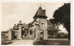 CPA 53  AMBRIERES  LE GRAND LE CHATEAU PORTE D HONNEUR - Ambrieres Les Vallees