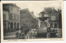 Carte Postale :  L´Isle Sur Serein  : La Fontaine :  Carte Animée - L'Isle Sur Serein