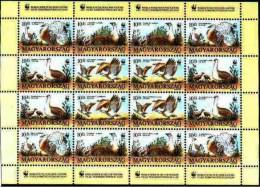 HUNGARY 1994 FAUNA Animals BIRDS WWF - Fine Sheet MNH - Nuevos