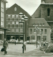 Jena Goethe Apotheke Personen PKW Trabant Sw Mit Kirche 1980 - Jena