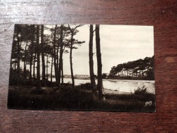 Delcampe - Carte Postale Ancienne : CAPBRETON SUR MER : Entrée Du Canal - Capbreton