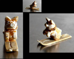Delcampe - Ancienne Miniature Russe Comique En Os: Petit Cochon Faisant Du Ski / Old Russian Funny Miniature Featuring A Baby Pig - Arte Popular