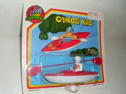 Marine - CANOE  KID - Antikspielzeug