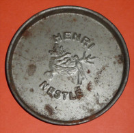 Rare Ancien Couvercle De Boite De Chocolat Ou Lait En Tôle, HENRI NESTLE - Boîtes