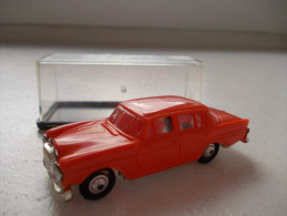 MICRO NOREV. Ech 1:87 - Mercedes 220 SE Orange. Année 60. Neuf En Boite - - Scala 1:87