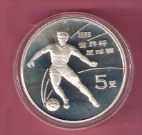 CHINA 5 YUAN 1986 AG PROOF SOCCER SCARCE LOW MINTAGE 8500 PCS. SPOTS ONLY ON CAPSEL - Chine