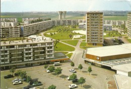 Cpm Gonesse  La Fauconniere Square Du Nord - Gonesse