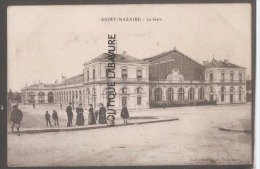 44 - SAINT NAZAIRE- La Gare---animé - Saint Nazaire