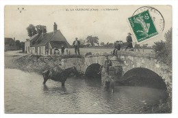 CPA -LA GUERCHE -L' ABREUVOIR -Cher (18) -Circulé 1911 -Animée, Chevaux, Enfants, Cycliste (femme)............) - La Guerche Sur L'Aubois