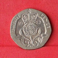 GREAT BRITAIN  20  PENCE  1982   KM# 931  -    (Nº11256) - 20 Pence