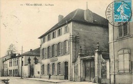 Nov14 2107: Vic-sur-Seille  -  Poste - Vic Sur Seille
