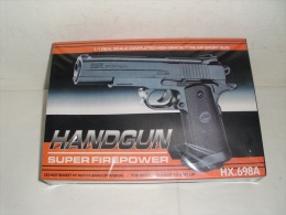 HANDGUN  Super  Firepower - Jouets Anciens