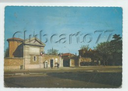 Fresnes (94) : L'entrée De La Maison D'arrêt Prison  En 1972 (animé) GF. - Fresnes