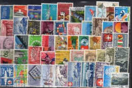 SVIZZERA  Lotto 02 - 50 Commemorativi Diversi Usati / Used - Sammlungen