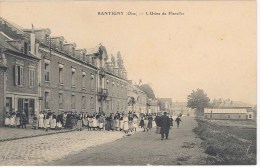 CPA 60 - RANTIGNY - L'USINE DE FLANELLES (animée) - Rantigny