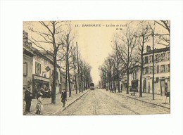 CPA 93 BAGNOLET La Rue De Paris - Bagnolet