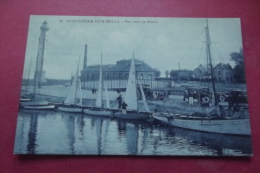 Cp Ouistreham Riva Bella Vue Vers Le Phare - Ouistreham