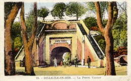 Dépt 56 - BELLE-ÎLE-EN-MER - La Porte Vauban - Animée - Couleur - Collection Petitjean - Belle Ile En Mer
