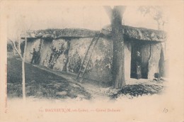 CPA 49 BAGNEUX Grand Dolmen - époque Précurseur - Saumur