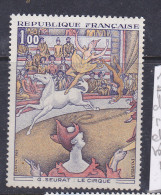 FRANCE N° 1588A 1F POLYCHROME LE CIRQUE DE G. SEURAT POINT BLANC DS L DE REPUBLIQUE ET DANS F DE FRANCAISE** - Unused Stamps