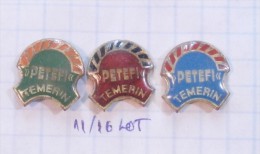 PETEFI  AGRICOLE Cooperative PRODUCTION Temerin (Serbia) Yugoslavia / Farming, Agriculture Landwirtschaft / LOT PINS - Lotes