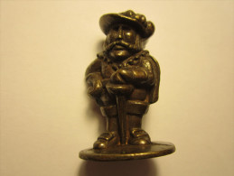 FIGURINE KINDER METAL NAIN MOUSQUETAIRE - Metallfiguren