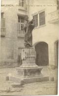 VALENCIA  - Patio De L'Hospital Y Estatua Del Pudre Jofre - Peñón De Vélez De La Gomera