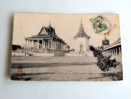 Carte Postale Ancienne : CAMBODGE : PNOM-PENH :  Pagode Royale , Galerie De L'enceinte,, Timbre 1914 - Cambodge