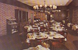 New York City Inn Of The Clock Restaurant - Bares, Hoteles Y Restaurantes