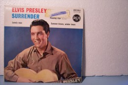 ELVIS  PRESLEY ---SURRENDER   - Ref: RCA 86.303 ( Année  ? ) - - Rock