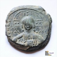 Atribuida A Constantino VIII O Basilio II - Follis - Jesucristo (1030-1035) - Byzantines