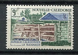(cl 9 - P19)  Nelle Calédonie ** N° 356 (ref. Michel Au Dos) - Elevage De Bovins - - Unused Stamps