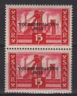 Sarre Paire Du N° 344 Neuf Sans Charnière Avec Variété " G Final De La Surcharge VOLKSBEFRAGUNG Fermé En Forme De 6 - Unused Stamps