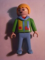 1 FIGURINE FIGURE DOLL PUPPET DUMMY TOY IMAGE POUPÉE - MAN FUNNY SHIRT PLAYMOBIL GEOBRA 1981 - Playmobil