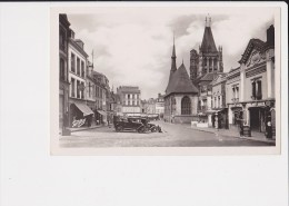 Delcampe - 61, L'aigle, Place Et église Saint Martin - L'Aigle