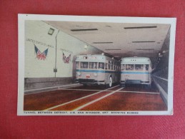 Canada > Ontario> Windsor  Busses In Tunnel Between US & Canada     -------ref 1750 - Windsor